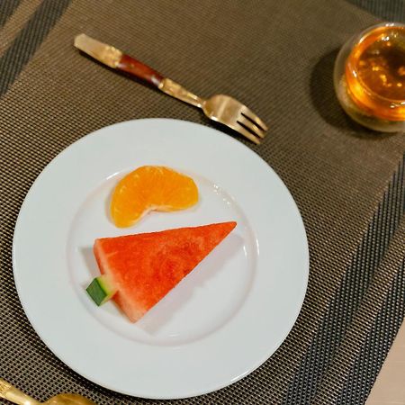 Dong Duong Hotel & Suites - Afternoon Tea Inclusive - Very Central Дананг Екстериор снимка