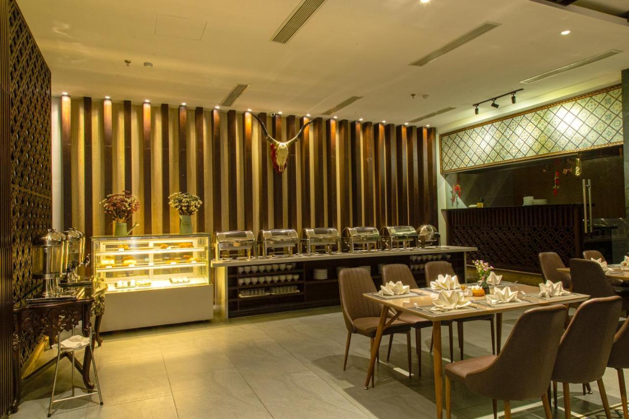 Dong Duong Hotel & Suites - Afternoon Tea Inclusive - Very Central Дананг Екстериор снимка